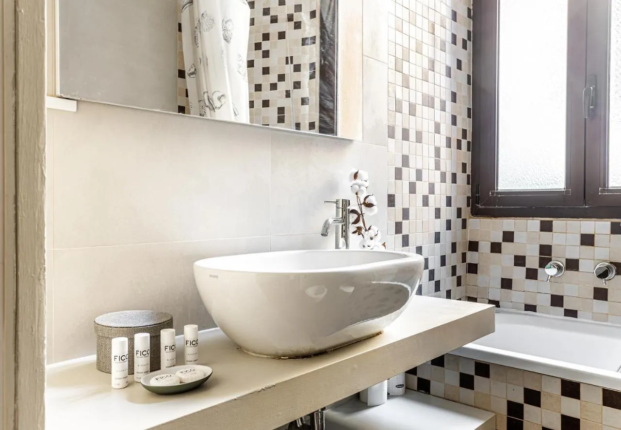 Apartment Altido Lovely Studio With Balcony In Milan